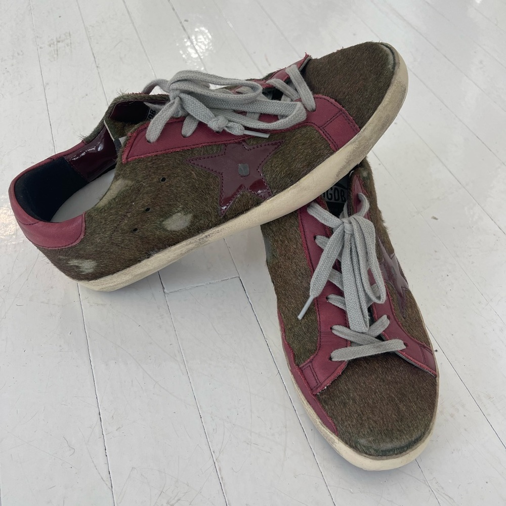 GOLDEN GOOSE